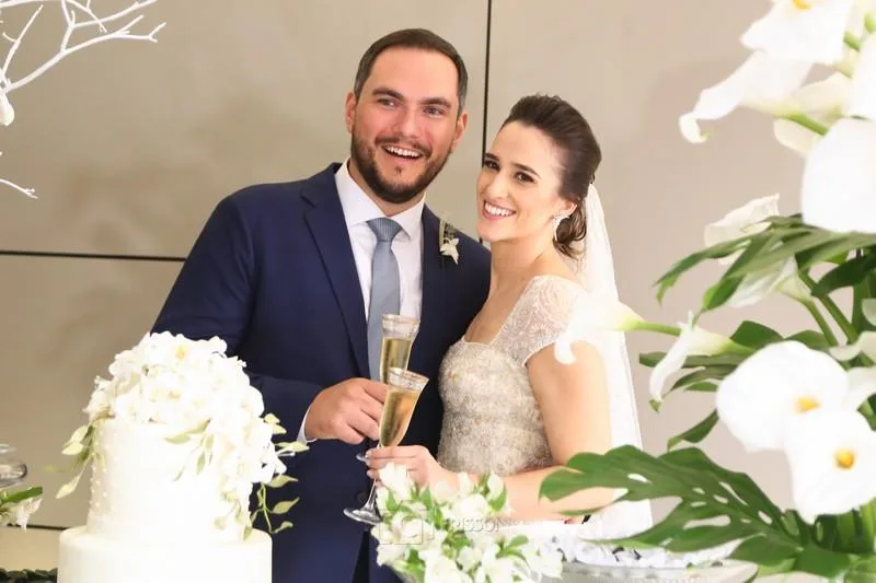 Carla Fiúza e Ramon Ortega tornam-se marido e mulher pela lei de Deus