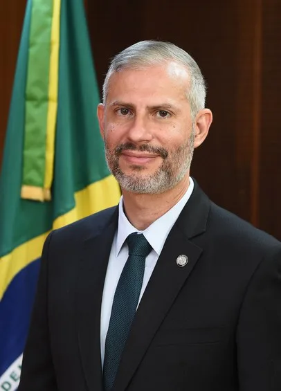Governo nomeia Victor Godoy como novo ministro da Educação