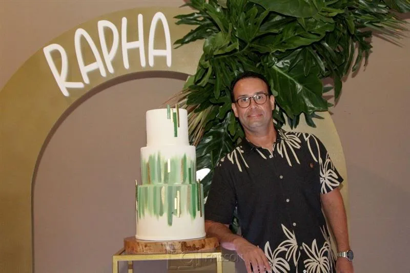 Raphael Joca celebra aniversário ao som da Banda Pimenta Malagueta