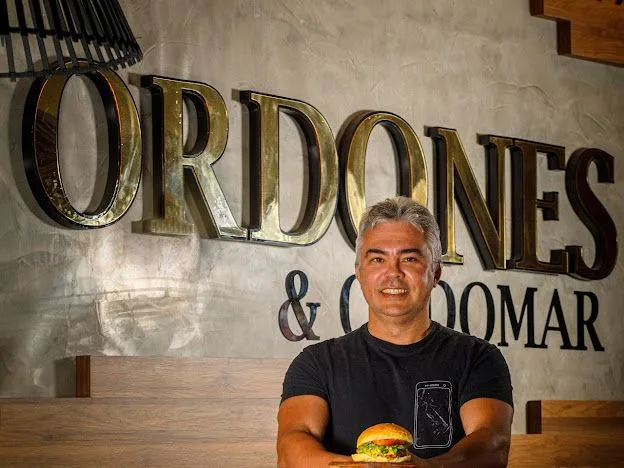 Chef Ordomar Furtado revela desejo de criar restaurante que mistura gastronomia francesa e cearense