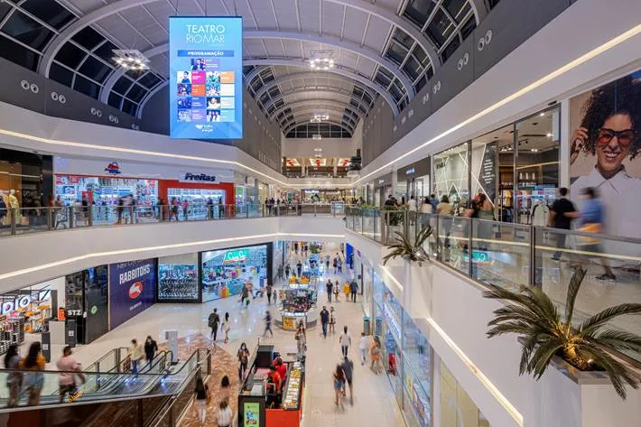 Dia dos Namorados dos shoppings RioMar envolve promocões com experiências para casais