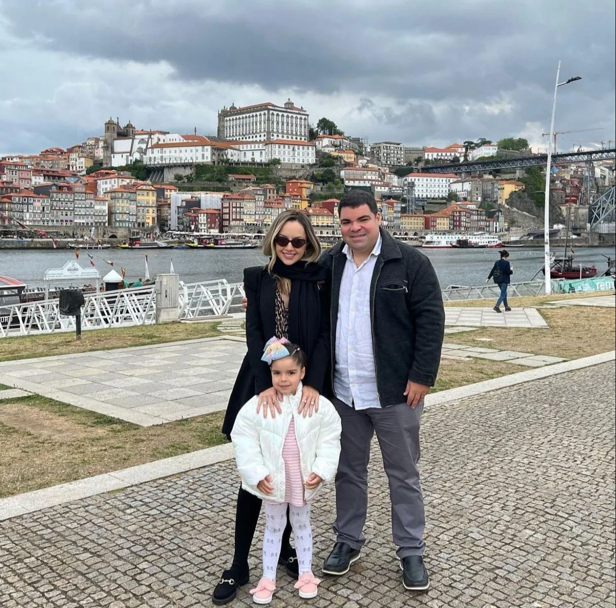 Olga e Eugênio Vasques pegam a rota de Portugal