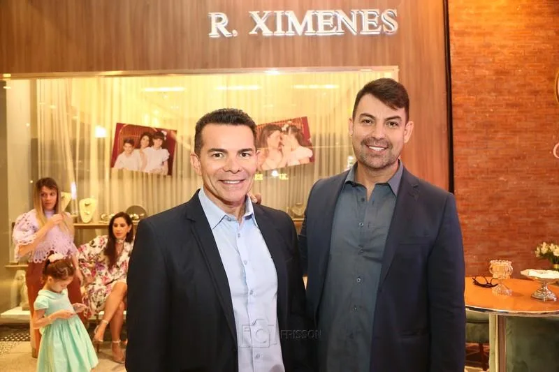 Jackson Braga e Roberto Alves lançam a 4ª edição impressa da Revista Acontece