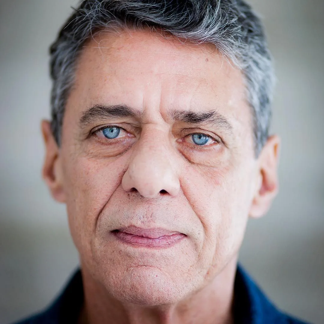 Chico Buarque anuncia show em Fortaleza para outubro