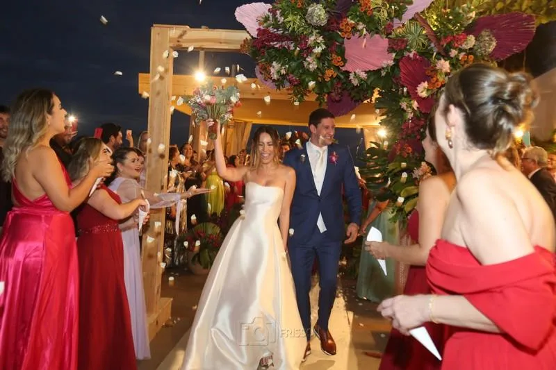 Arianne Miranda e Fernando Oliveira tornam-se marido e mulher