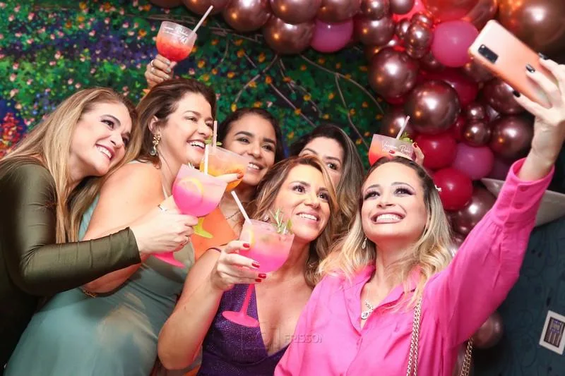 Vanessa Rabelo celebra B-Day com alegria