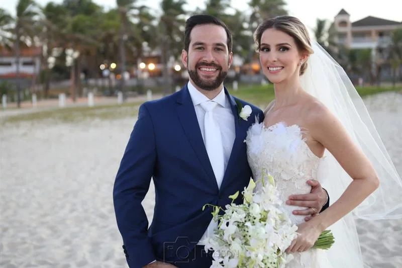 Ângelo De Francesco e Isadora Maia oficializam união