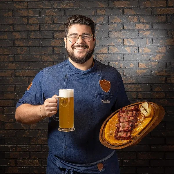 Chef Danilo Matos, da Cervejaria Turatti, representará o Ceará no Festival Enchefs Brasil 2022