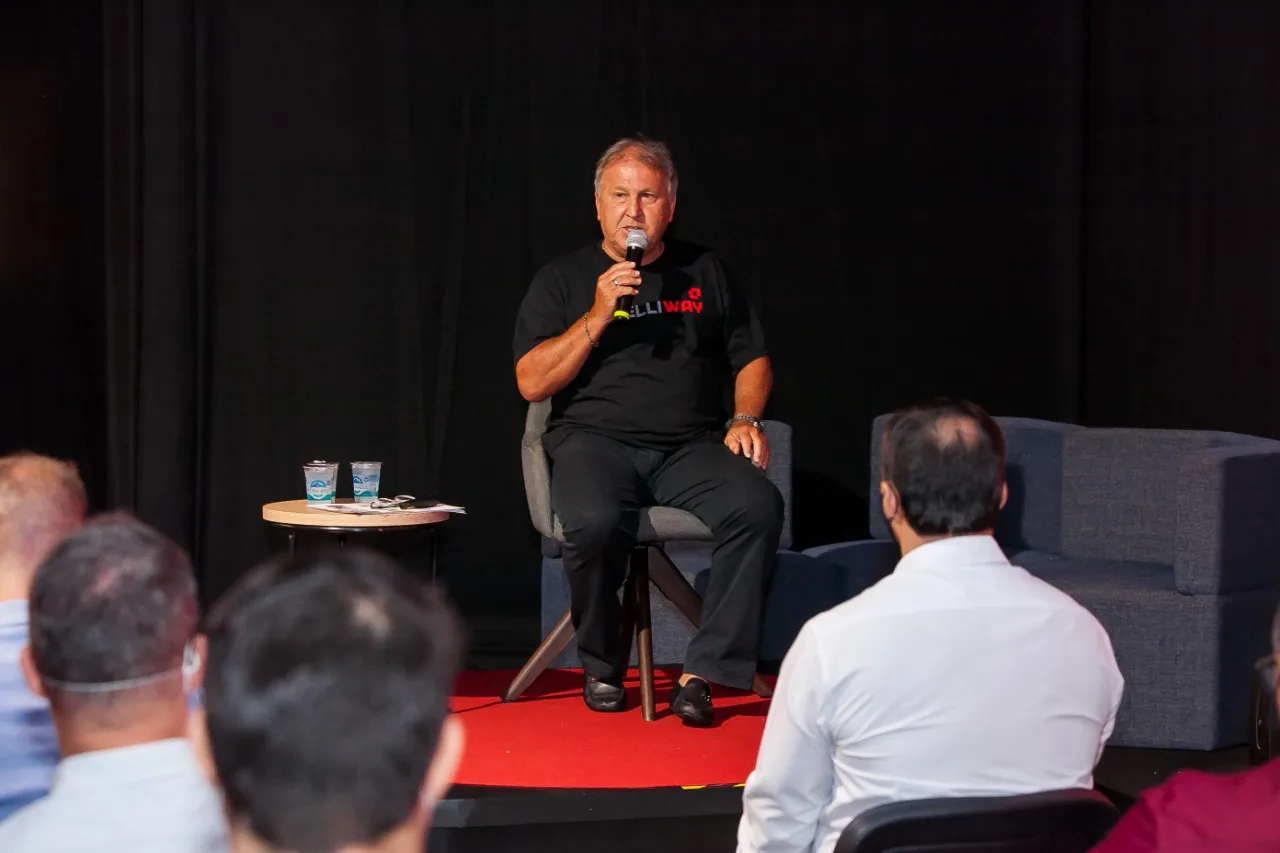 RioMar Fortaleza promove encontro exclusivo com campeão Zico e convidados