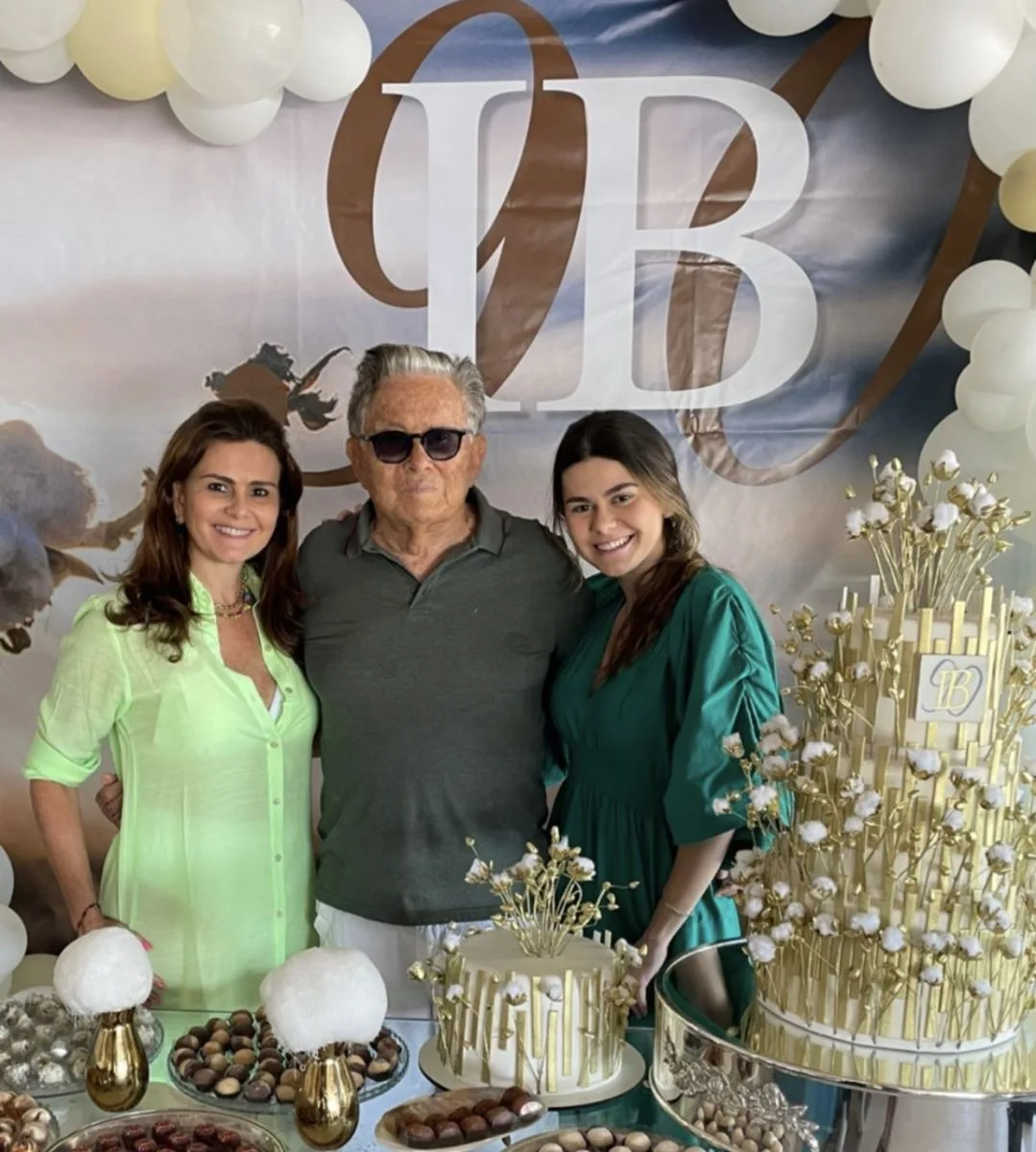 Ivan Bezerra celebra seus 90 anos em família