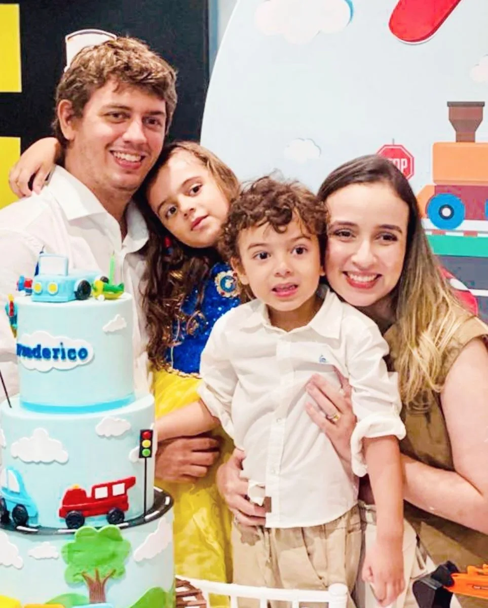 Vládia e Germano Borella festejam os cinco anos do filho Frederico