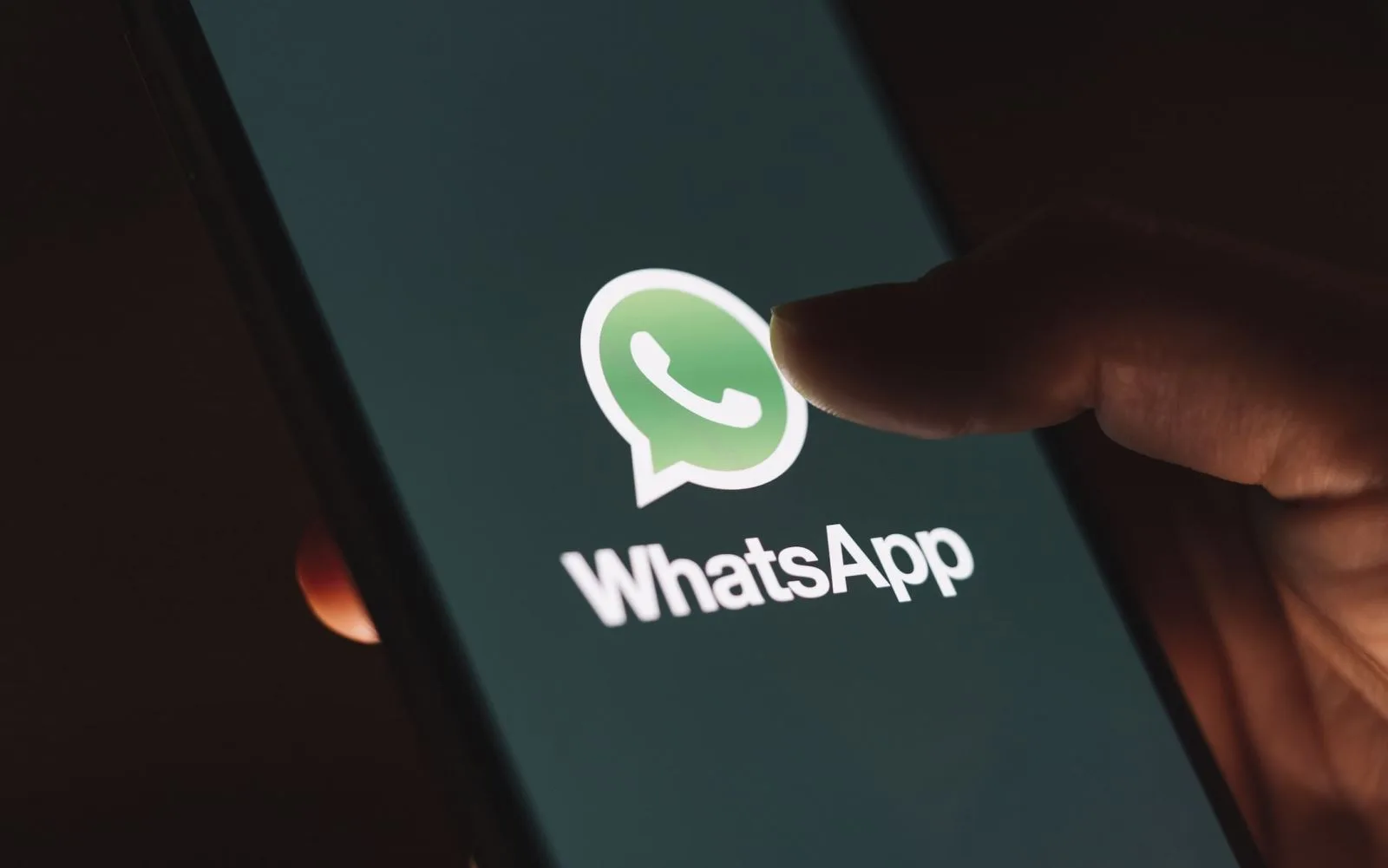 WhatsApp lança função de esconder quem está online e sair de grupos no sigilo