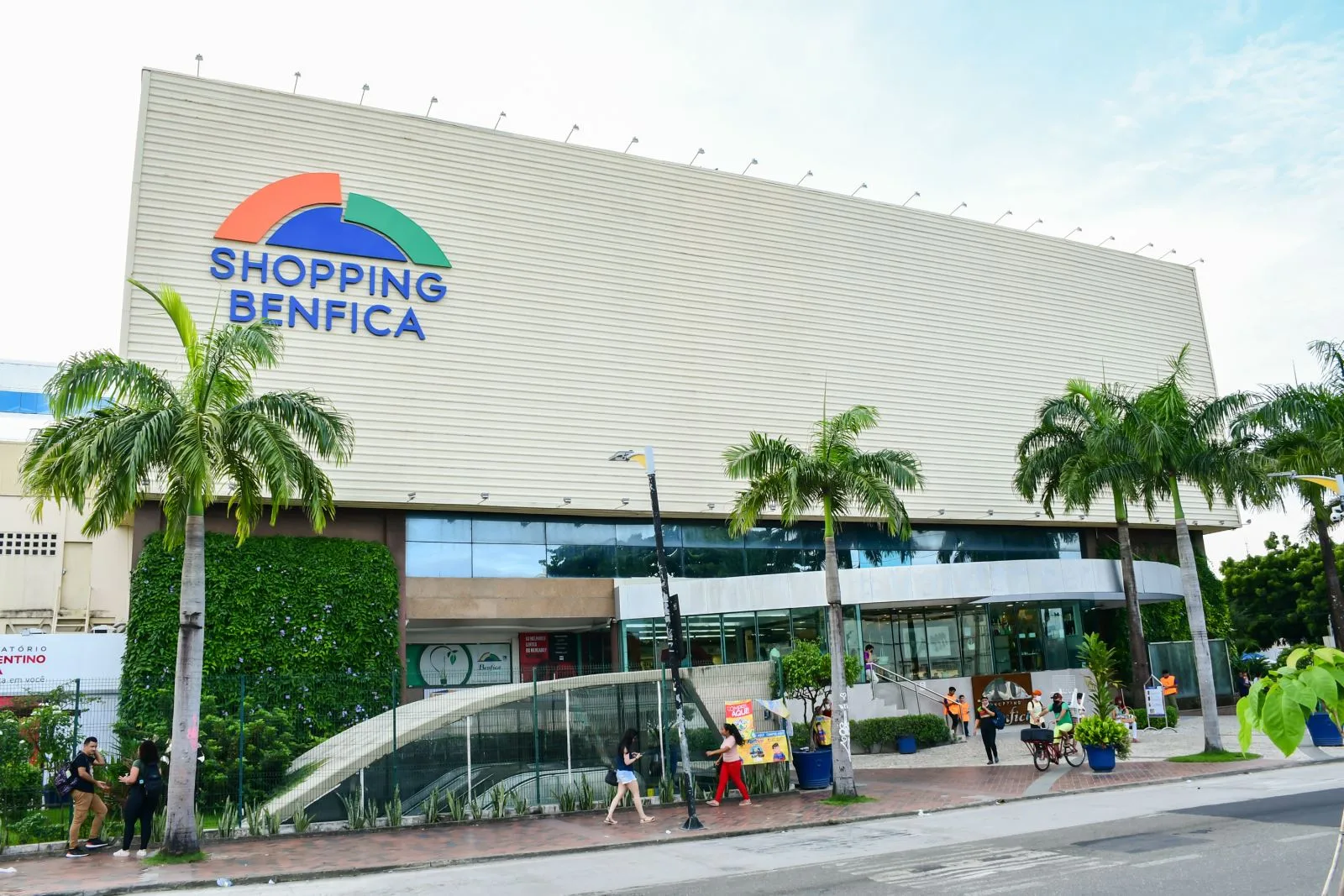 Confira funcionamento dos shoppings de Fortaleza no feriado desta segunda, 15