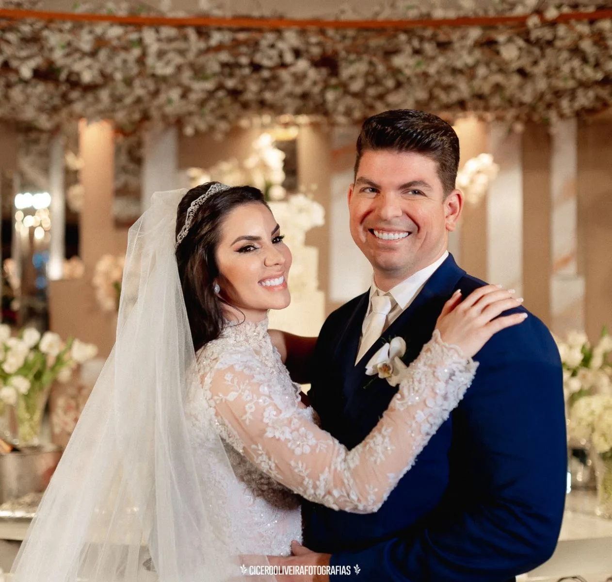 Hannah e Bruno Barreto de Holanda casam no religioso