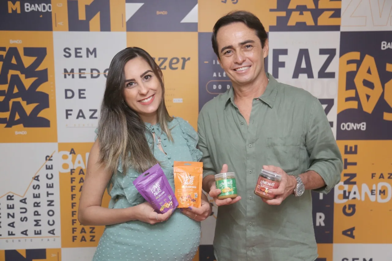 Bando Propaganda cria campanha para Love Nuts, nova linha saudável da Usibras