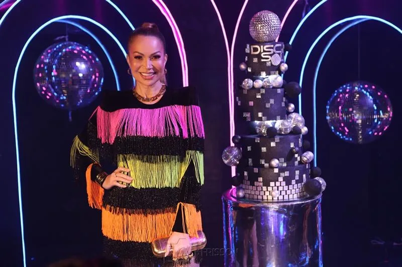Cantora Solange Almeida festeja aniversário na Living