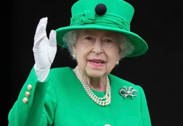 Morre Rainha Elizabeth II aos 96 anos e após 70 anos de reinado