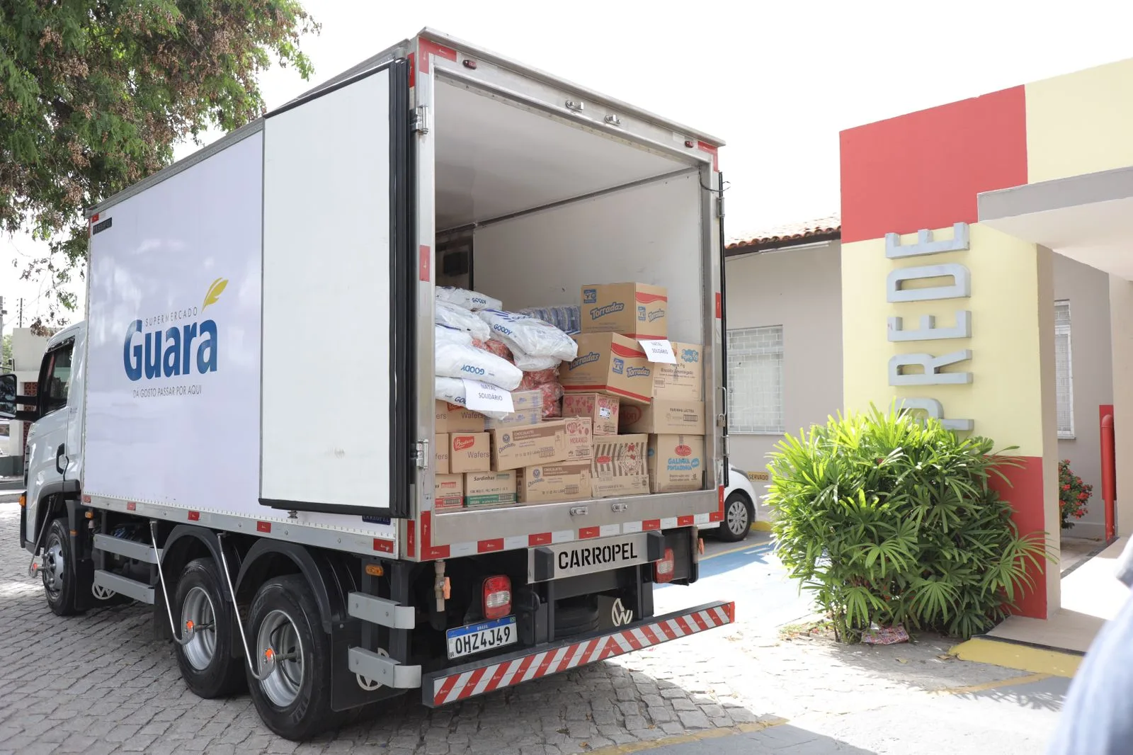 Supermercado Guará inicia campanha Natal Solidário 2022