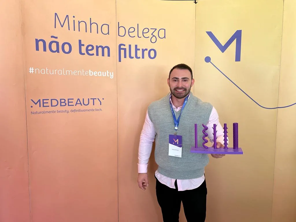 Vinicius Ferreira participa do MedBeauty em São Paulo