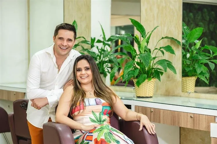 "Jô Rabelo e Dani Maia: dos cabelos aos pés", por Lidú Figueiredo