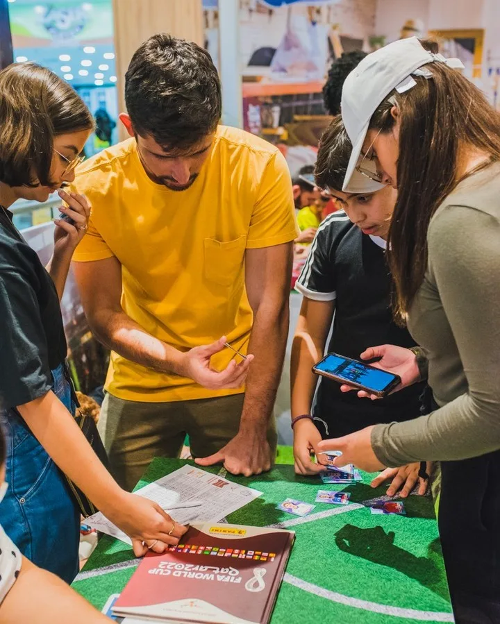 Shopping RioMar Kennedy realiza mutirão para troca de figurinhas da Copa do Mundo neste domingo