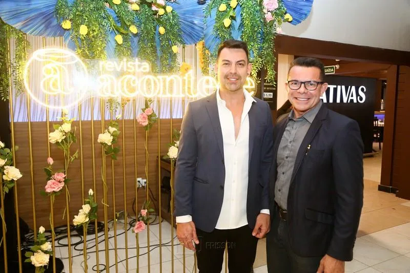 Jackson Braga e Roberto Alves lançam a 4ª edição da Revista Acontece