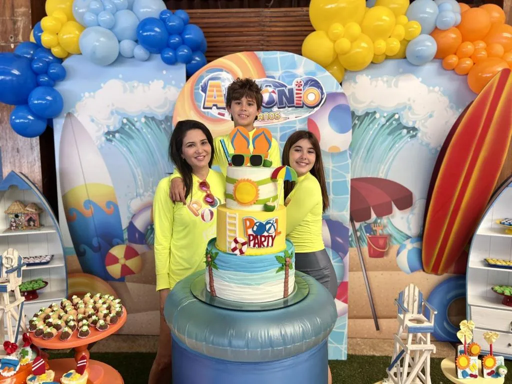 Aline Pinho comemora aniversário de dez anos do filho Antônio no Beach Park
