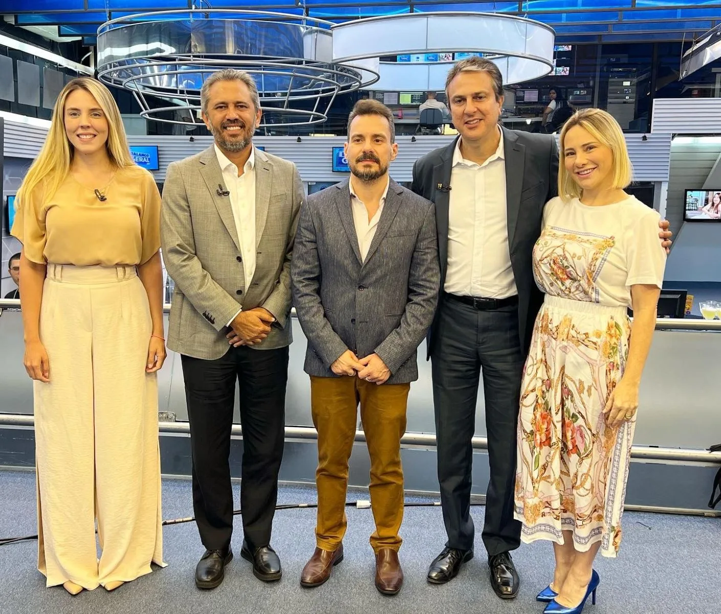 Elmano Freitas, Jade Romero e Camilo Santana concedem entrevistas ao Grupo Cidade de Comunicação