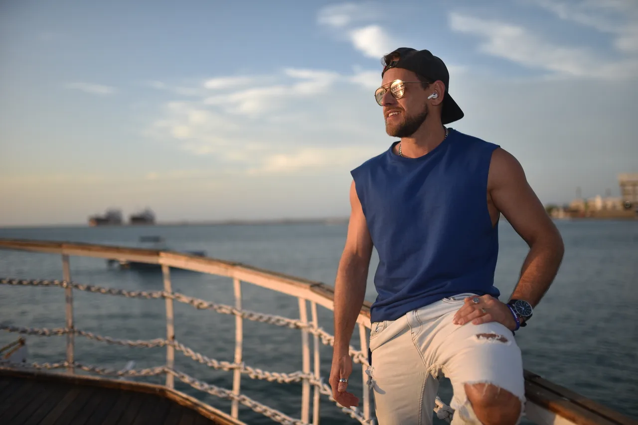Fundador da agência musical Push, Thiago Camargo começou profissão como DJ nos EUA; veja entrevista