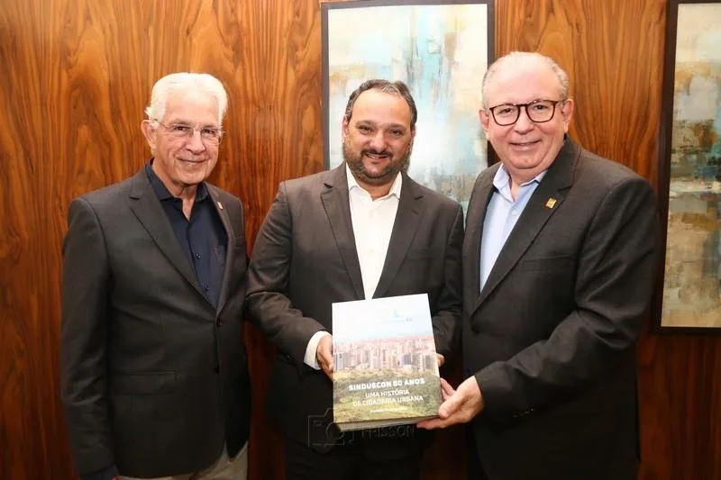 Sinduscon lança o livro "SINDUSCON 80 ANOS - Uma História de Cidadania Urbana"