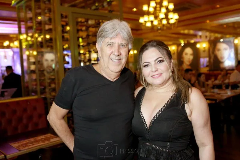 Ângelo Oliva celebra 70+3 em noite Black White