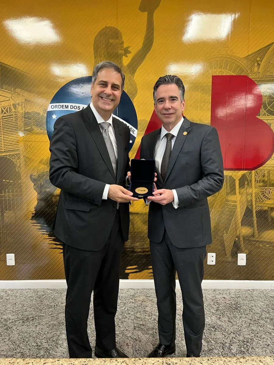 Rocha Neto, o sócio fundador do RA&A, recebe Medalha Advogado Padrão 2022