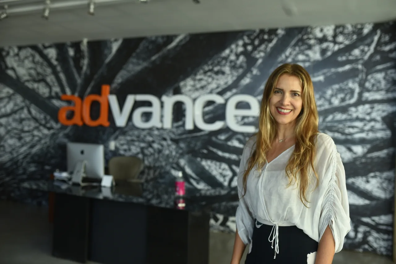 CEO da Advance, Eliziane Colares fala sobre trajetória na comunicação e estilos de liderança