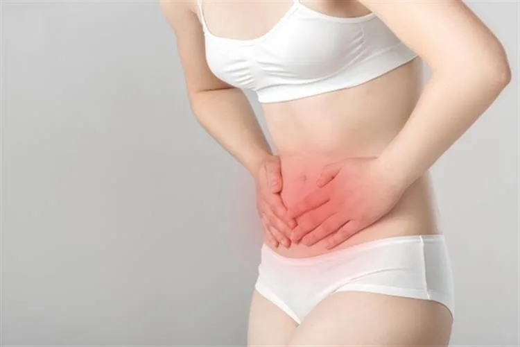 "O que é a endometriose? Conheça sintomas e tratamento", por Maryna Landim