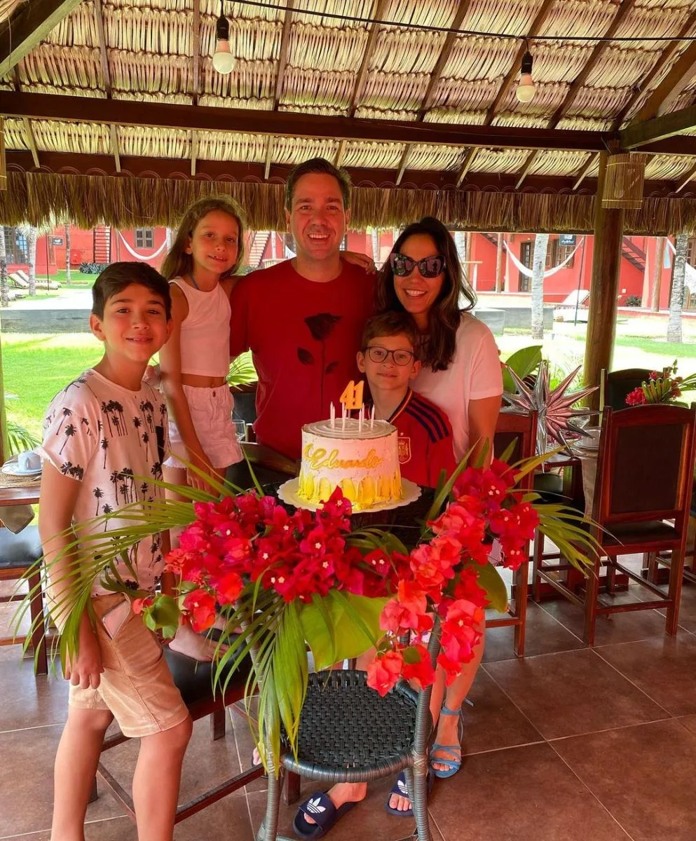 Eduardo Bismarck comemora aniversário em Canoa Quebrada
