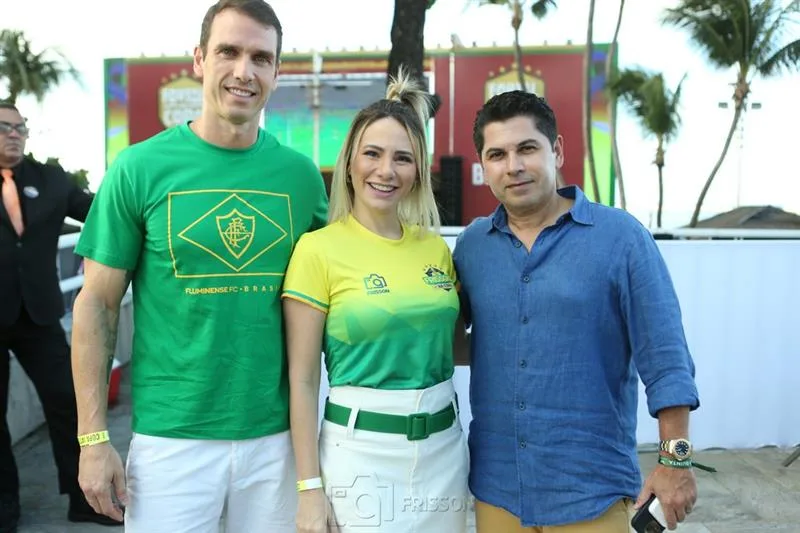 Fortal na Copa causa frisson no Iate Clube no primeiro jogo do Brasil