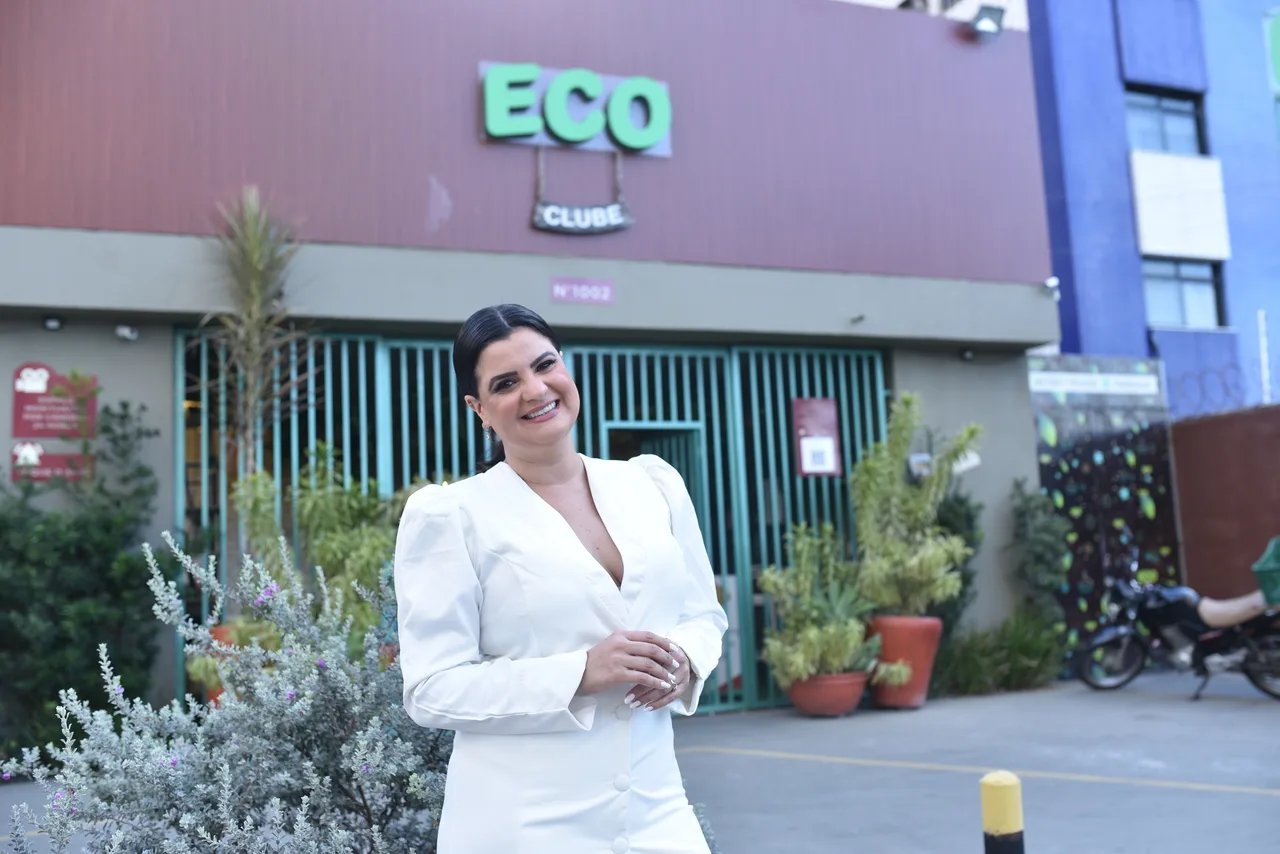 Fundadora do Eco Clube, Nyeli Pessoa gerencia casa de festas com sustentabilidade e afeto