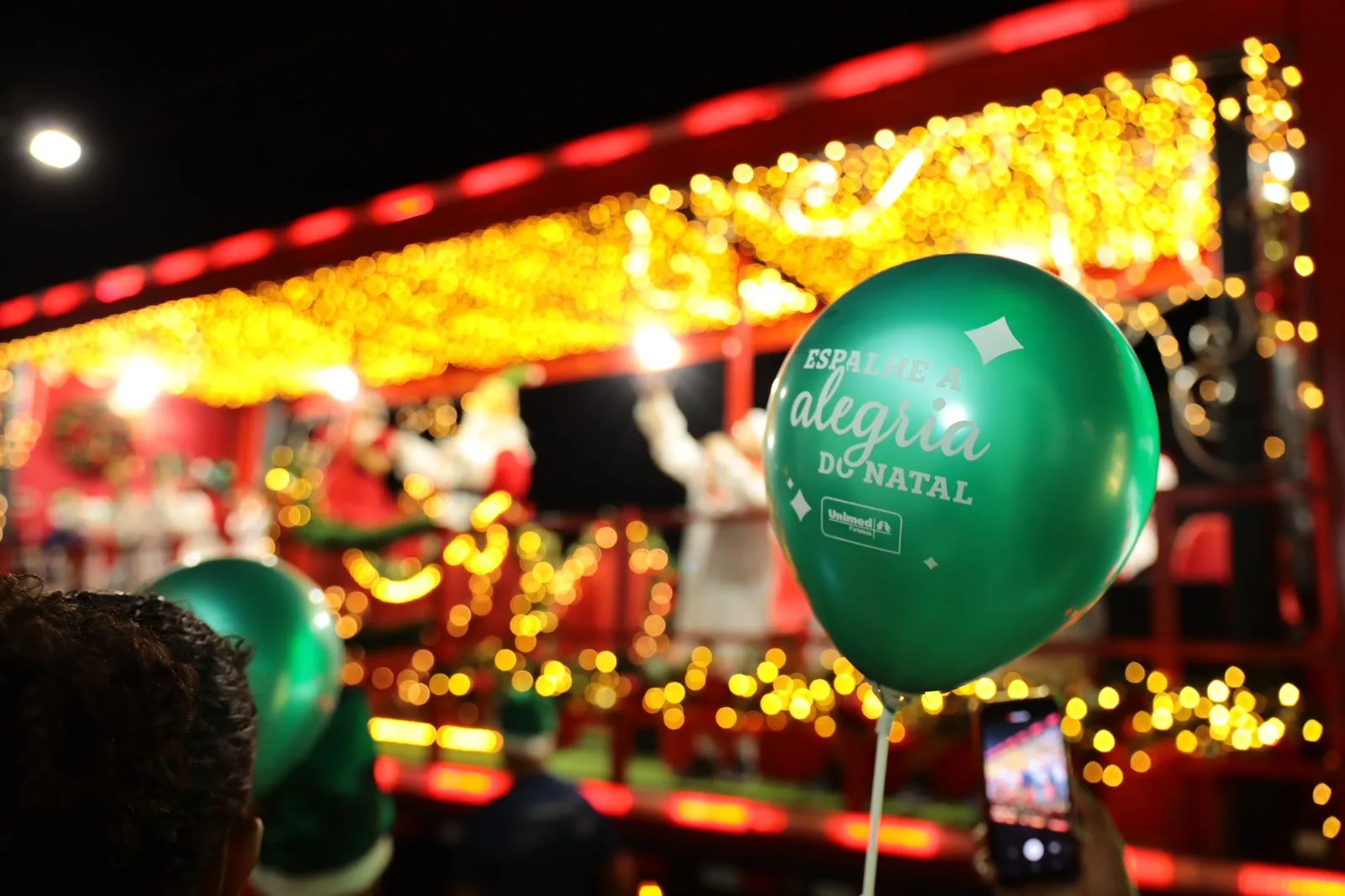 Unimed Fortaleza promove ação de Natal com apresentações do Coral da Luz