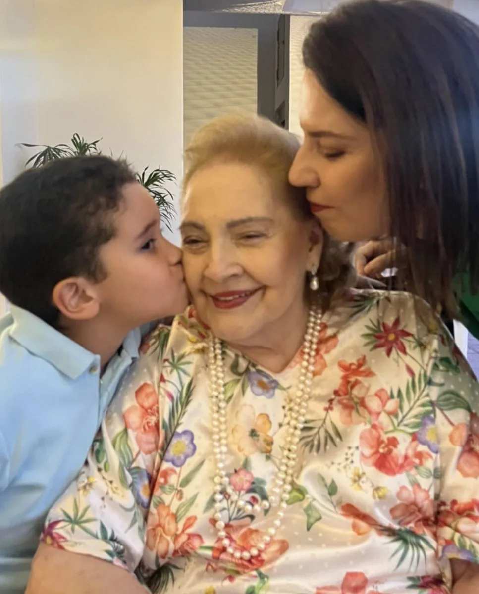 Norma Bezerra recebe a família para ceia natalina