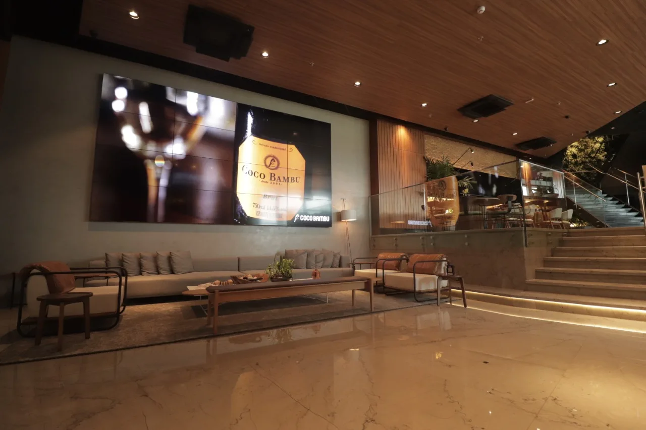 Marcos Lessa e Philipe Dantas entre as atrações do Réveillon do Coco Bambu Iguatemi