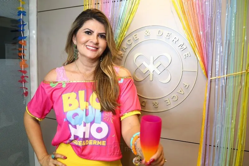 Folia e frisson no 1º Bloquinho Face & Derme
