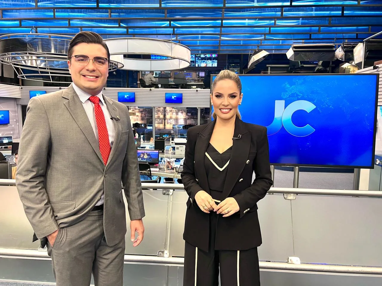 TV Cidade Fortaleza se isola na vice-liderança de audiência