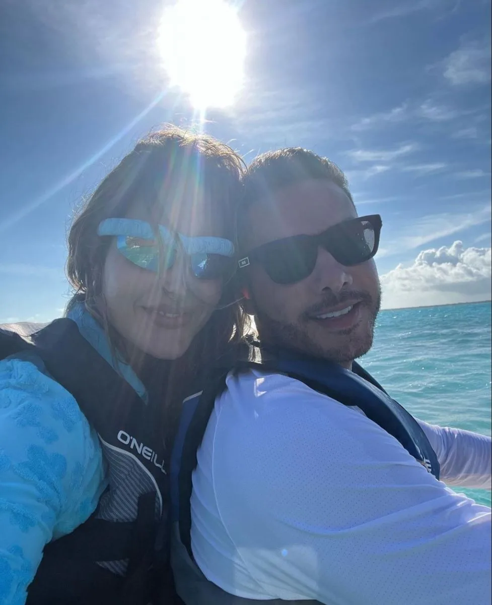 Thyane e Wesley Safadão curtindo as ilhas Turks e Caicos