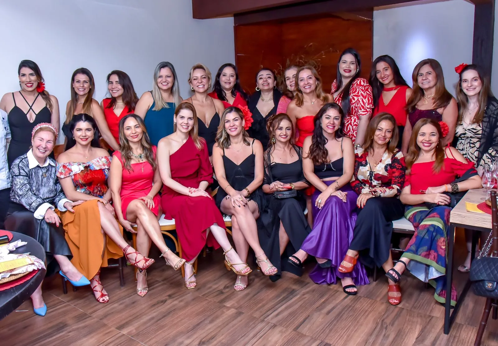 Confraria Divas Wine Club promove uma noite espanhola