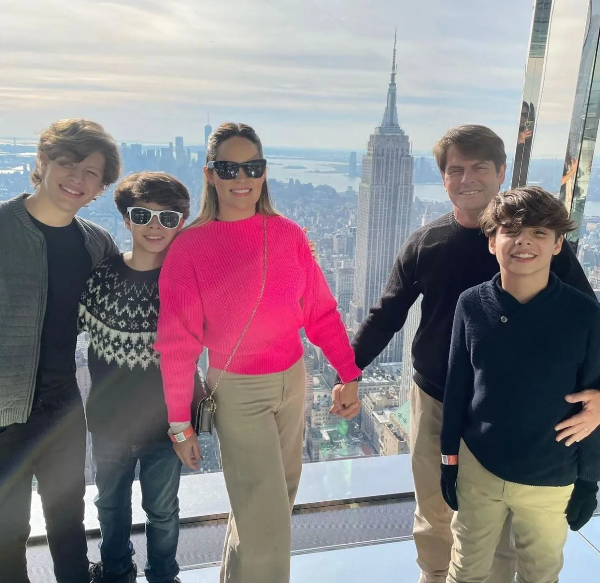 Myrella e Luiz Carlos Tomé curtem temporada em New York