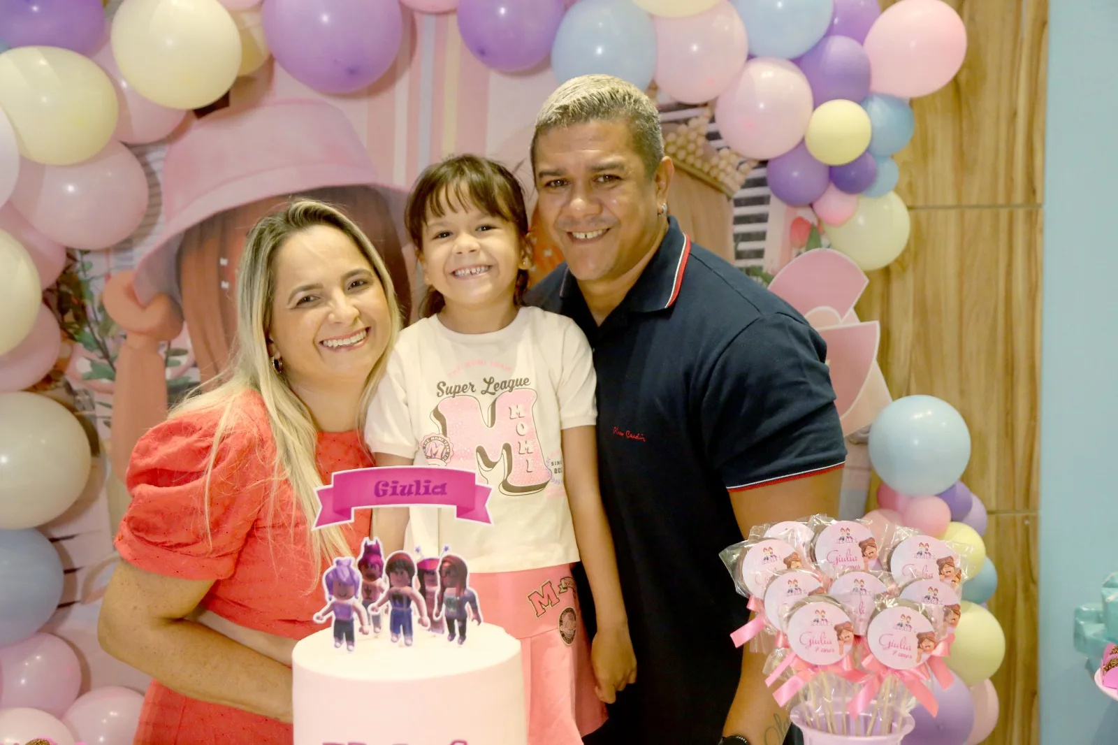 Jocy e Geovanne Jinkings comemoram os sete anos da filha Giulia