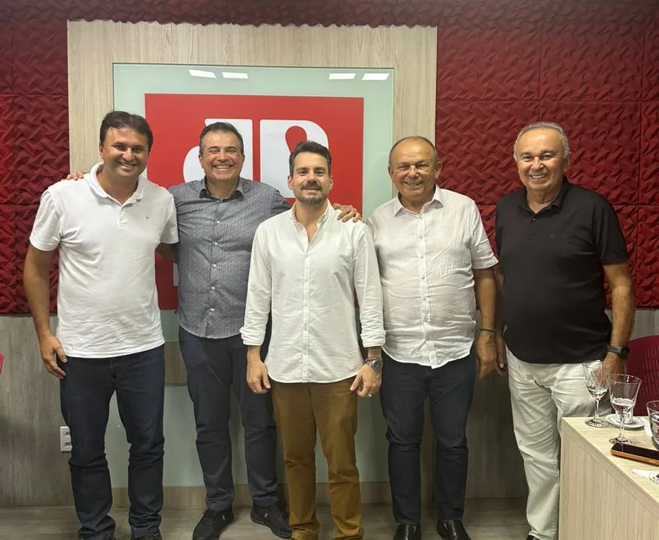 Bruno Gonçalves e empresários Bosco e Honório Pinheiro destacam novo shopping em Aquiraz