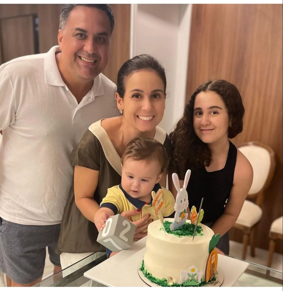 Clau e Rodrigo Loureiro celebram décimo mesversário de Rodriguinho