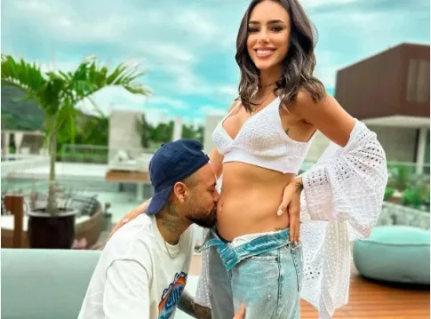 Neymar vai ser papai pela segunda vez