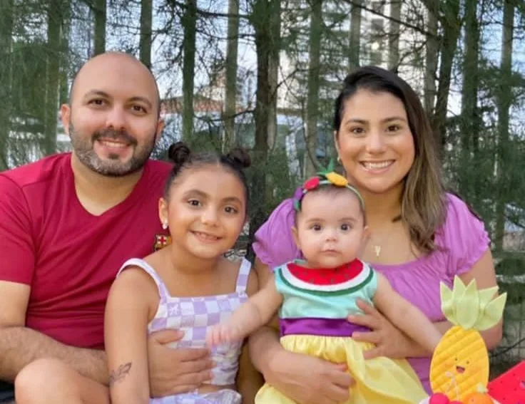 Natália Teixeira e Rafael Carneiro celebram os sete meses de Sofia